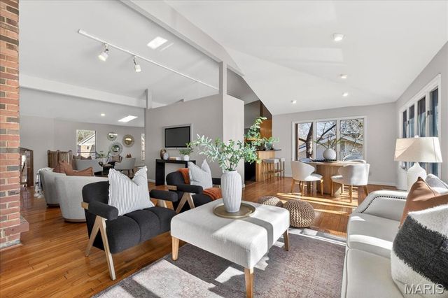 23 Marquette Drive, Lake St Louis, MO 63367