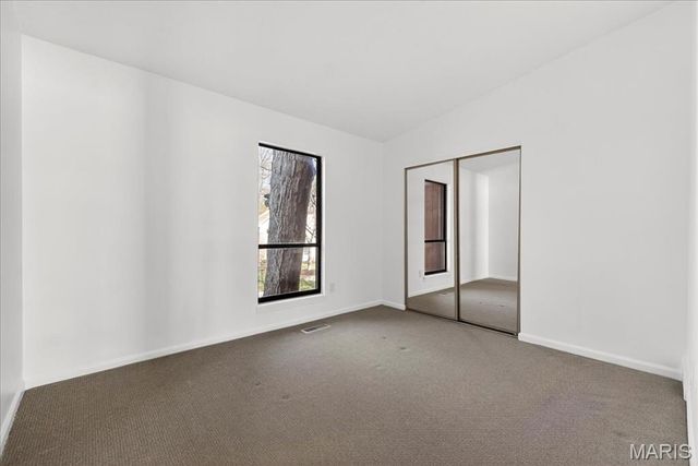 23 Marquette Drive, Lake St Louis, MO 63367