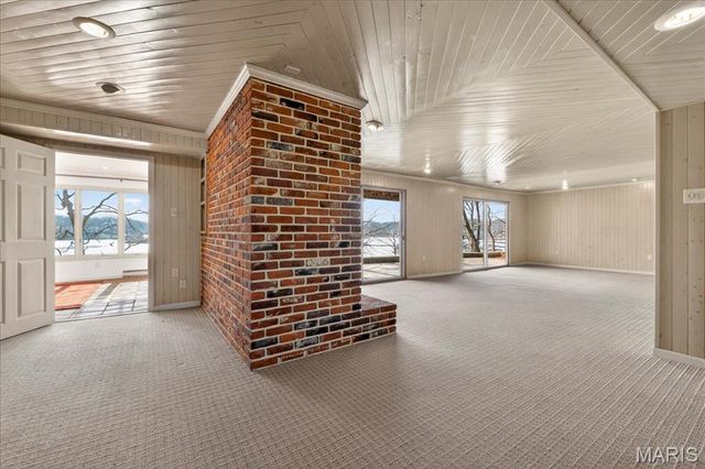 23 Marquette Drive, Lake St Louis, MO 63367