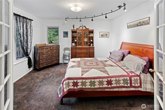 9918 NE Kingston Farm Road, Kingston, WA 98346