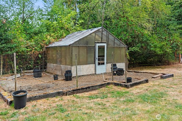 9918 NE Kingston Farm Road, Kingston, WA 98346