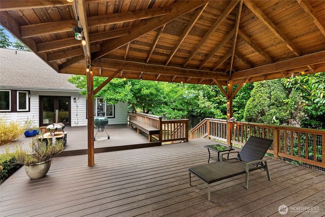 9918 NE Kingston Farm Road, Kingston, WA 98346