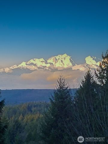 9918 NE Kingston Farm Road, Kingston, WA 98346