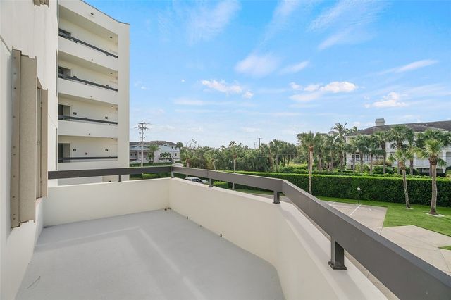 4101 Ocean Drive 2A, Vero Beach, FL 32963