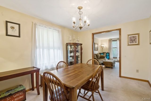 7203 Kendall Drive East, Manlius, NY 13057