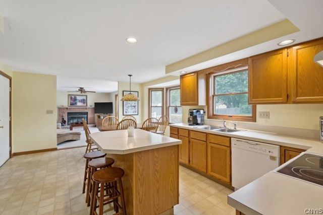 7203 Kendall Drive East, Manlius, NY 13057