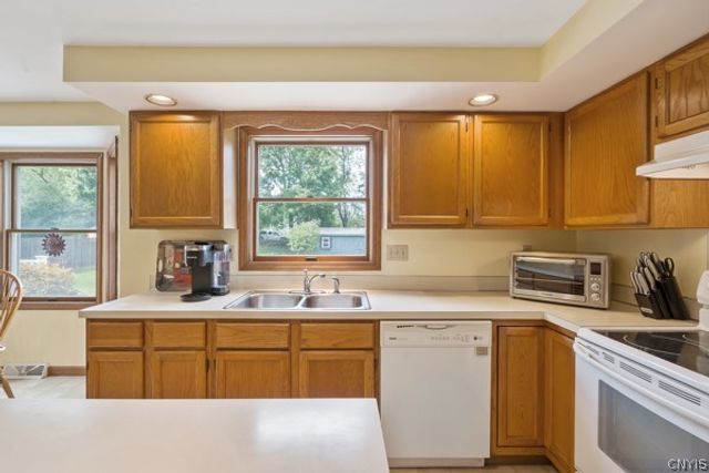 7203 Kendall Drive East, Manlius, NY 13057