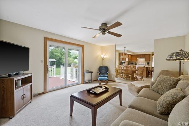 7203 Kendall Drive East, Manlius, NY 13057