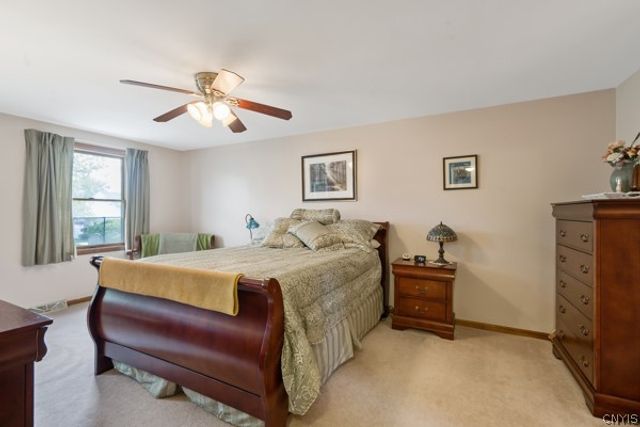 7203 Kendall Drive East, Manlius, NY 13057