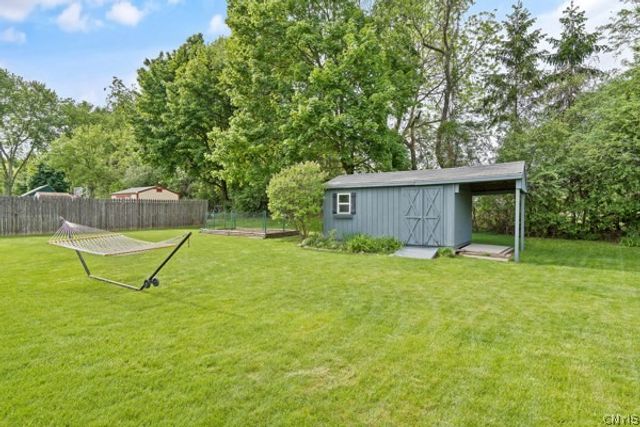 7203 Kendall Drive East, Manlius, NY 13057
