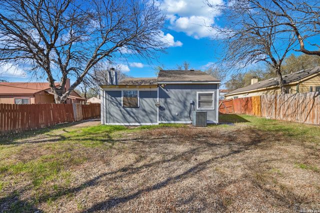 6086 Glacier Sun, San Antonio, TX 78244