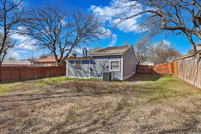 6086 Glacier Sun, San Antonio, TX 78244