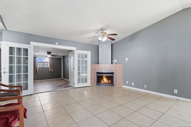 6086 Glacier Sun, San Antonio, TX 78244