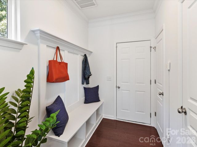 1806 Sunchaser Lane, Charlotte, NC 28210