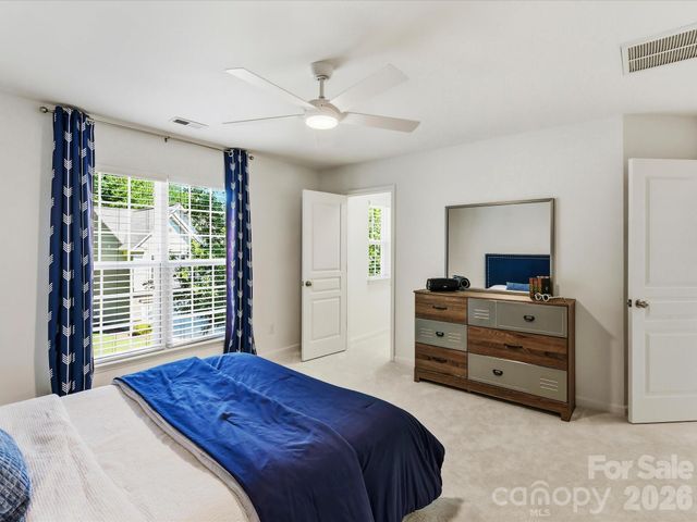 1806 Sunchaser Lane, Charlotte, NC 28210