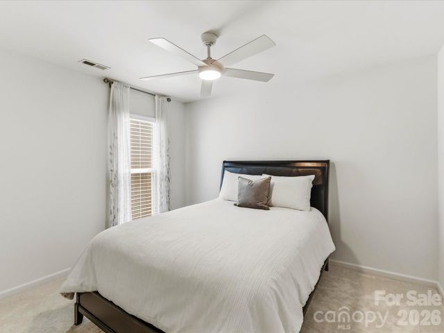 1806 Sunchaser Lane, Charlotte, NC 28210