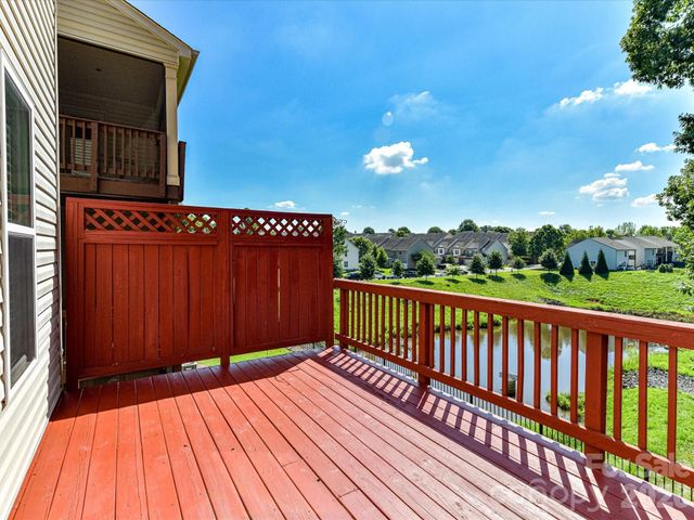 1806 Sunchaser Lane, Charlotte, NC 28210