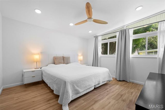 2137 East Drive, Crystal Lake Park, MO 63131
