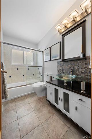 2137 East Drive, Crystal Lake Park, MO 63131