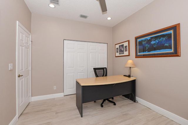 1039 SE Westminster Place, Stuart, FL 34997