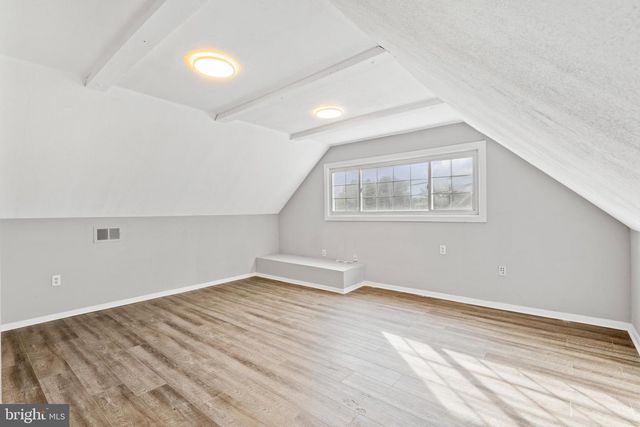 95 TWIN OAK DR, Levittown, PA 19056