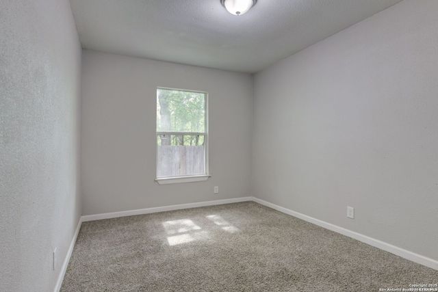 4342 LEHMAN DR, Kirby, TX 78219