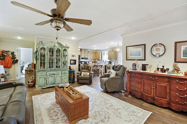 30195 White Oak Rd, Crawford, TN 38554