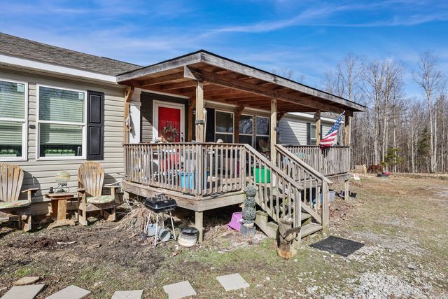 30195 White Oak Rd, Crawford, TN 38554