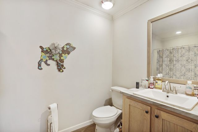 30195 White Oak Rd, Crawford, TN 38554