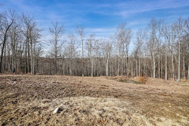 30195 White Oak Rd, Crawford, TN 38554