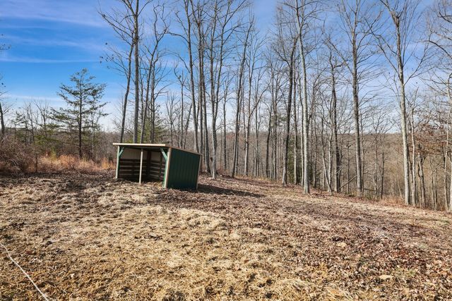 30195 White Oak Rd, Crawford, TN 38554