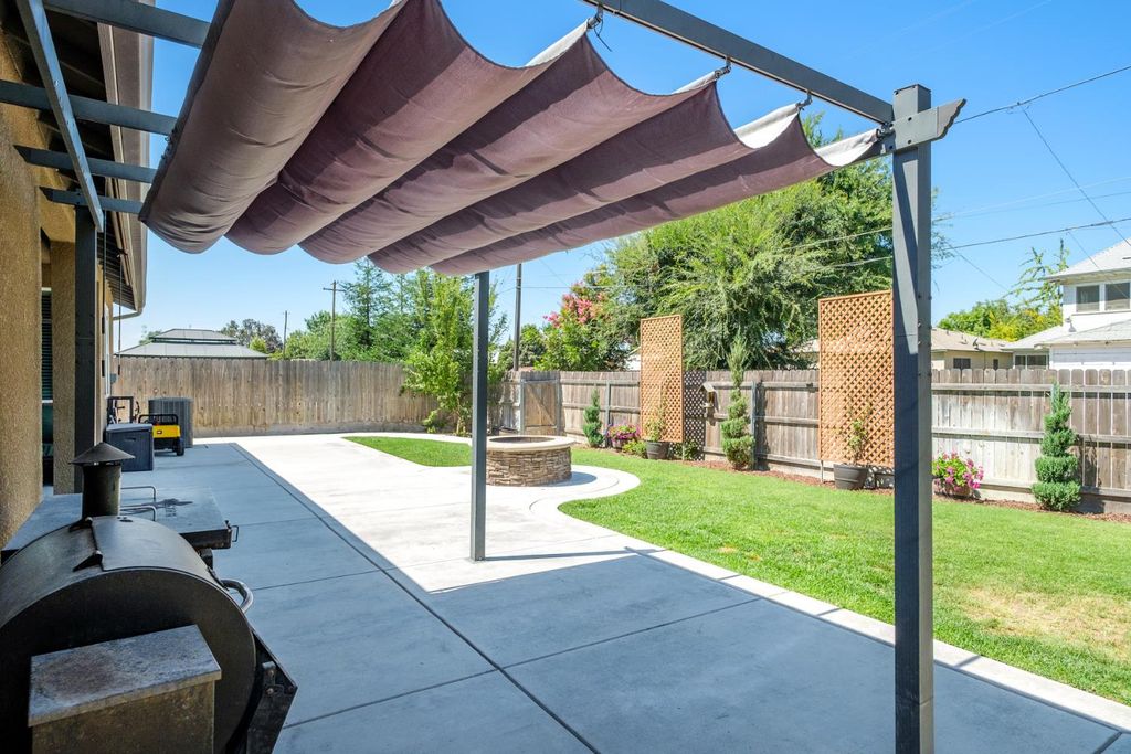 Image 24 of property listing at 1441 22nd Avenue, Kingsburg, CA 93631