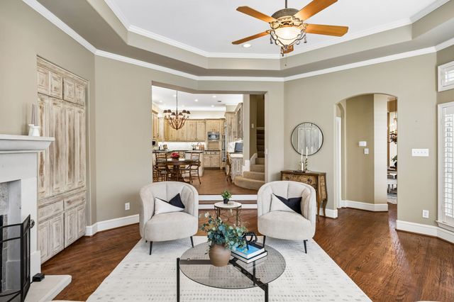 1724 Pembroke Lane, Mckinney, TX 75072