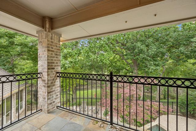 1724 Pembroke Lane, Mckinney, TX 75072
