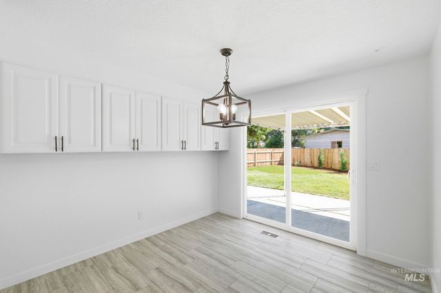 4015 N. Bristol, Boise, ID 83704