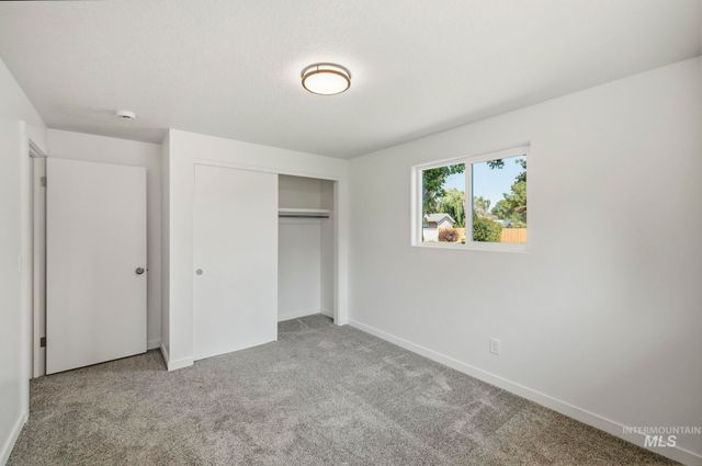 4015 N. Bristol, Boise, ID 83704