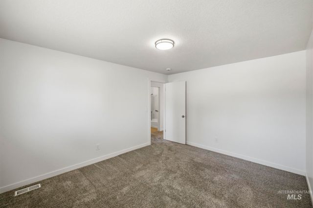 4015 N. Bristol, Boise, ID 83704