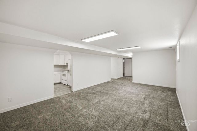 4015 N. Bristol, Boise, ID 83704