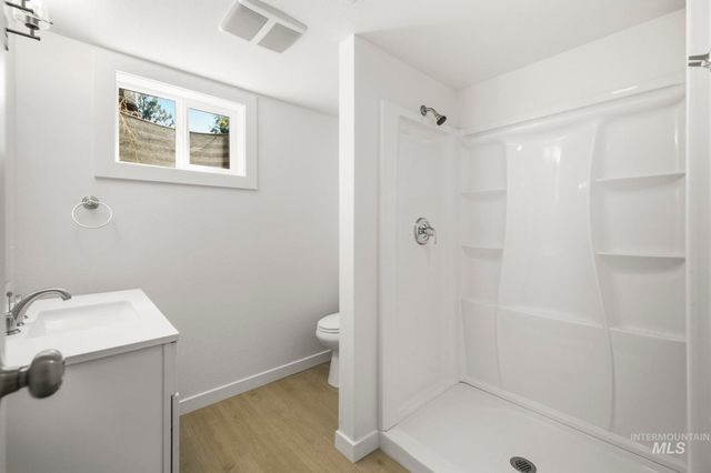 4015 N. Bristol, Boise, ID 83704