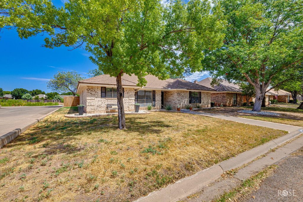 Image 35 of property listing at 4022 Shefflera Drive, San Angelo, TX 76904