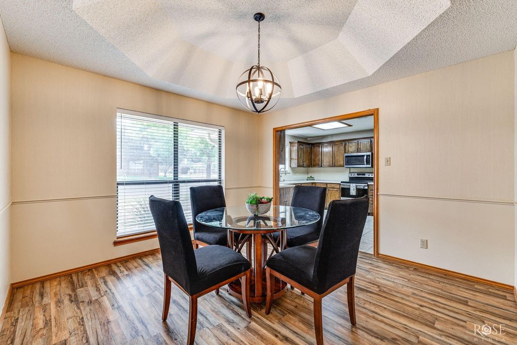 Image 8 of property listing at 4022 Shefflera Drive, San Angelo, TX 76904