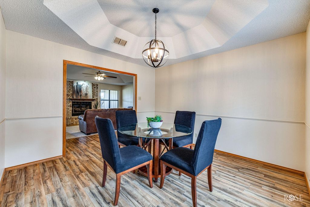 Image 9 of property listing at 4022 Shefflera Drive, San Angelo, TX 76904