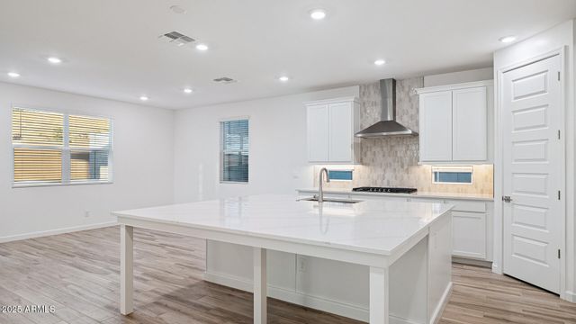 7022 W PINNACLE VISTA Drive, Peoria, AZ 85383