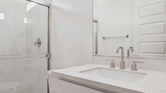 7022 W PINNACLE VISTA Drive, Peoria, AZ 85383