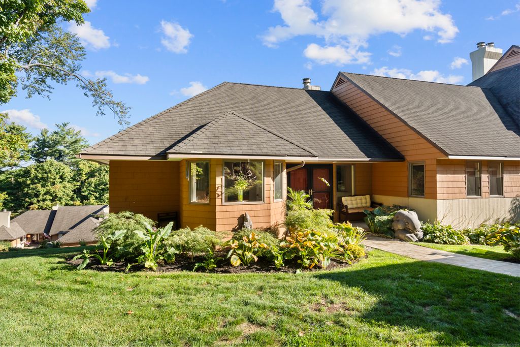 30 Biltmore Park 30, Bloomfield, CT 06002