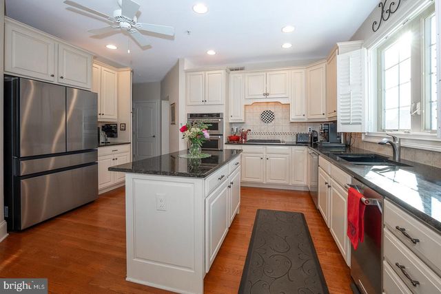 1 JASMINE CT, Malvern, PA 19355