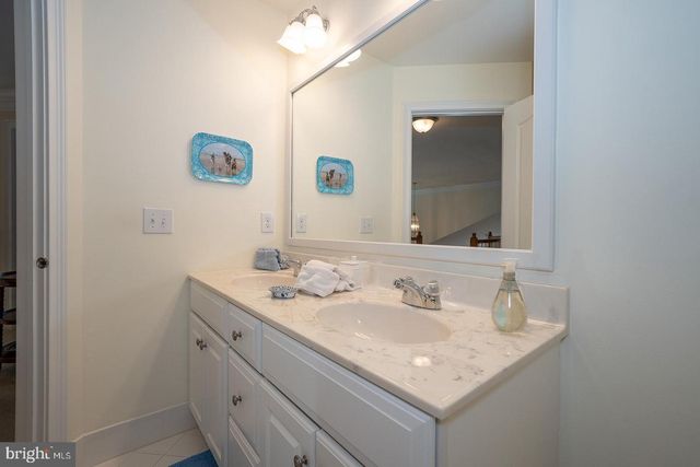 1 JASMINE CT, Malvern, PA 19355