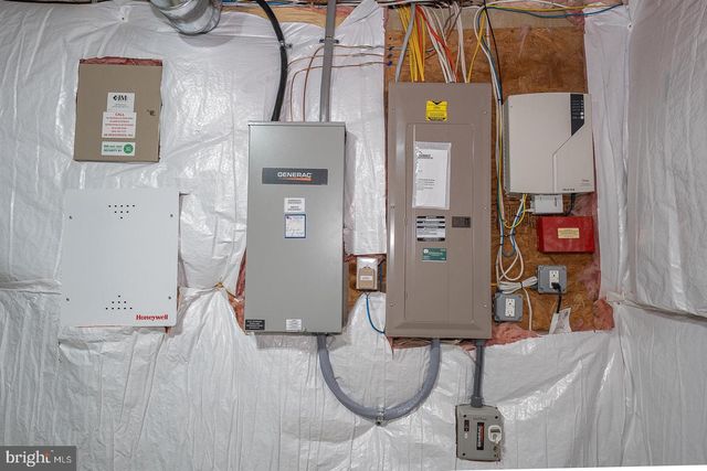 1 JASMINE CT, Malvern, PA 19355