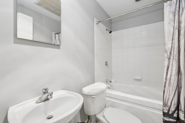 333 W HUBBARD Street 709, Chicago, IL 60654