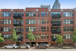 333 W HUBBARD Street 709, Chicago, IL 60654